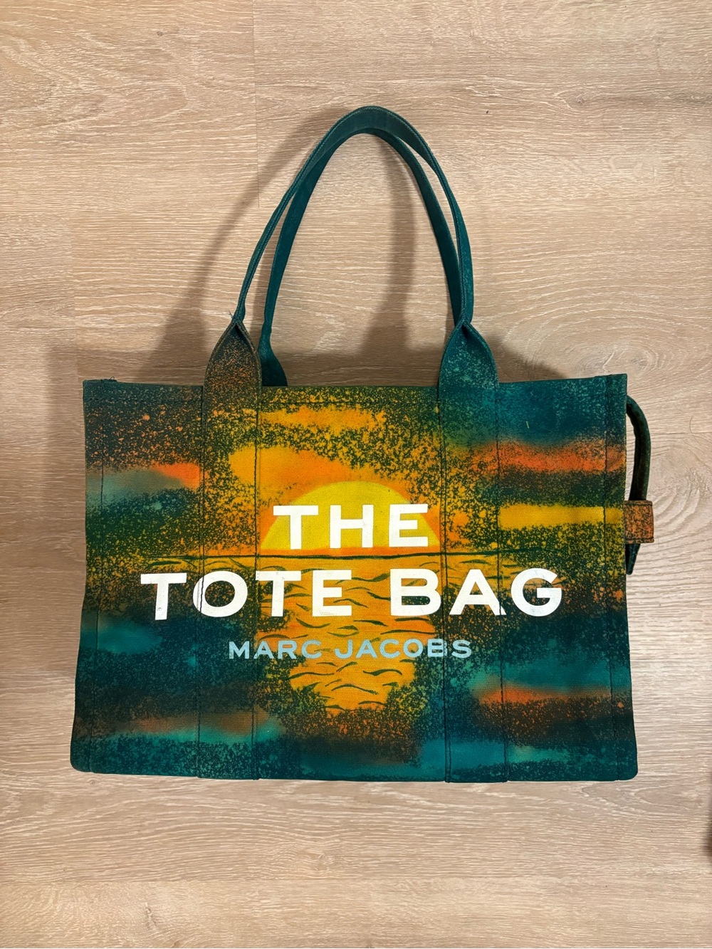 Large Marc Jacobs “Tropical Ocean Sunset” 🌅 The Tote Bag